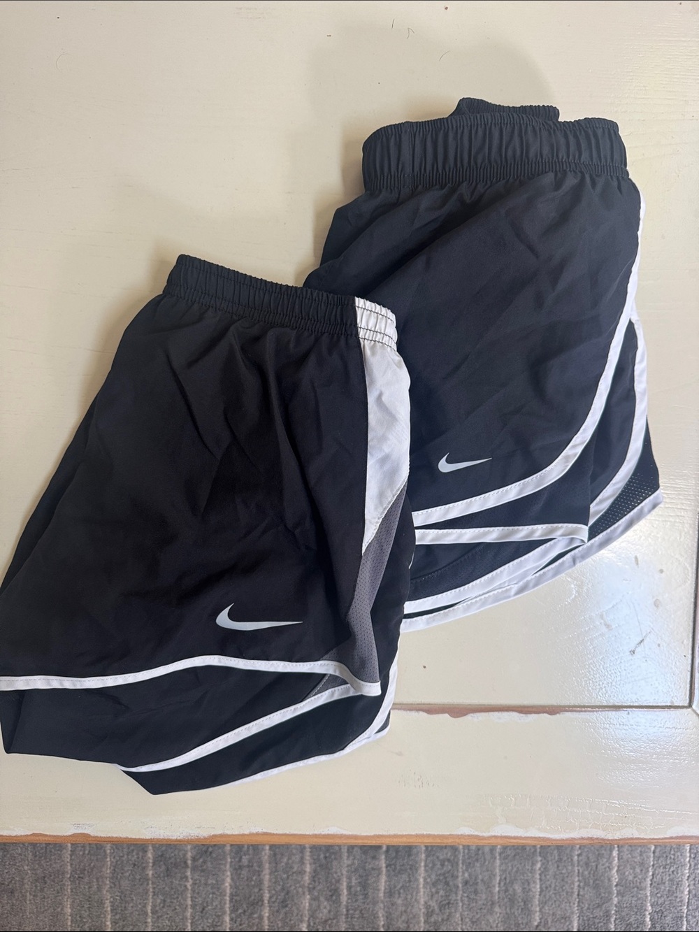 Nike Black and White Women’s Athletic Shorts, 2 pair